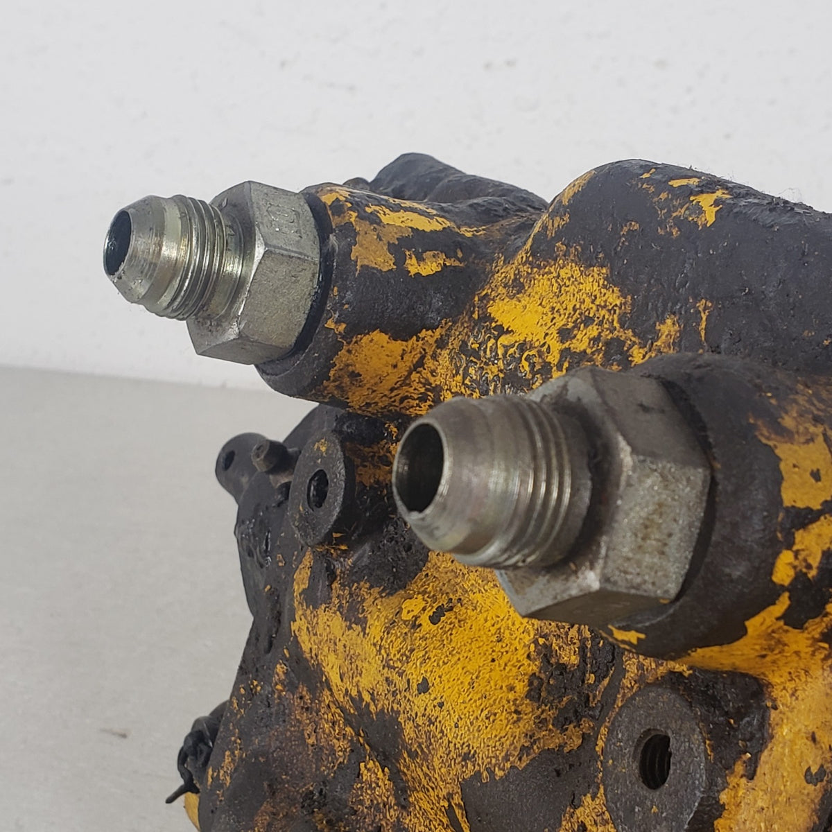 AICO Multi-Spool Hydraulic Directional Control Valve Tractor Loader Untested
