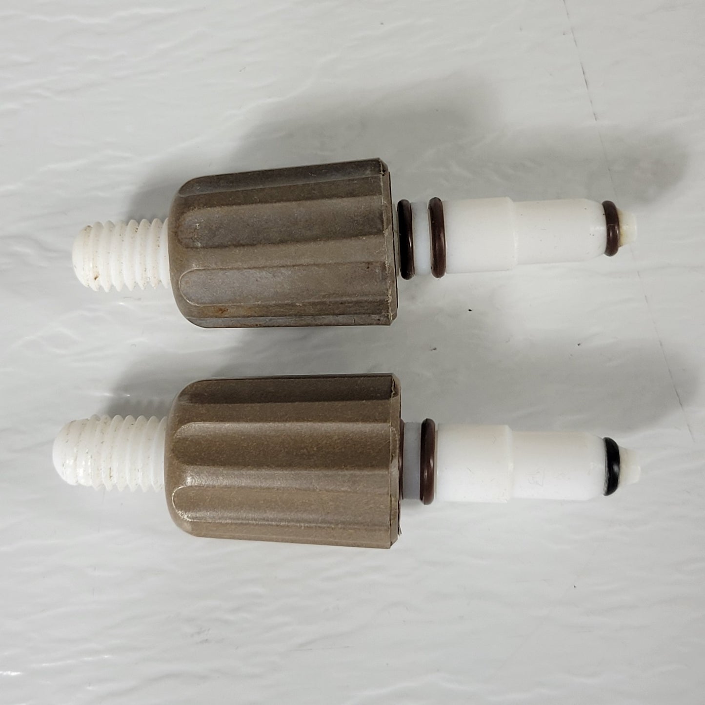 Two CHEMGLASS PTFE 0-8mm High Vacuum Valve Plugs for High Vacuum Systems, Brown