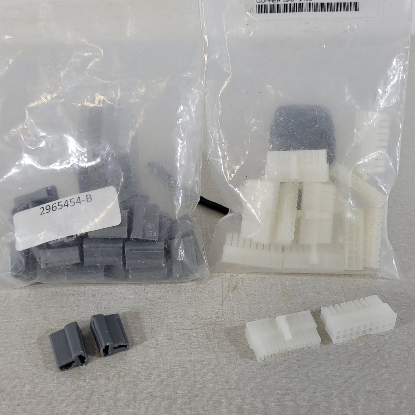 Large Mixed Lot Molex Electronic Connector Housings Plugs Terminals & Sockets