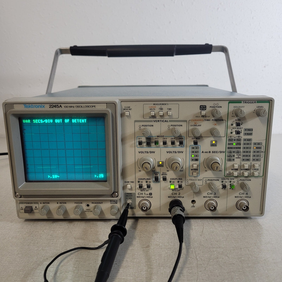 TESTED Tektronix 2245A 100MHz 4-Channel Analog Oscilloscope WORKING