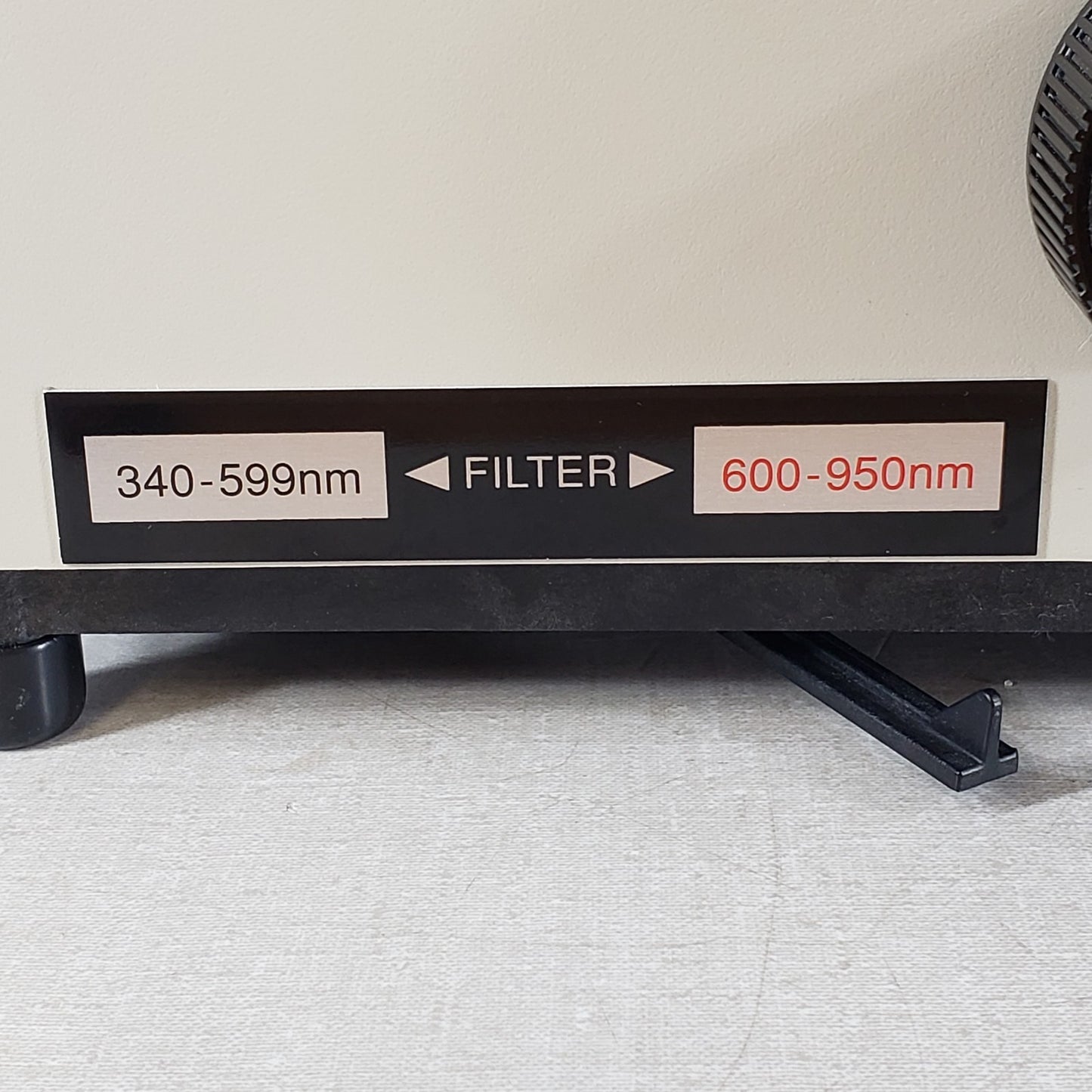 SPECTRONIC 20D+ 333183 Digital Spectrophotometer 340-950nm No Sample Holder