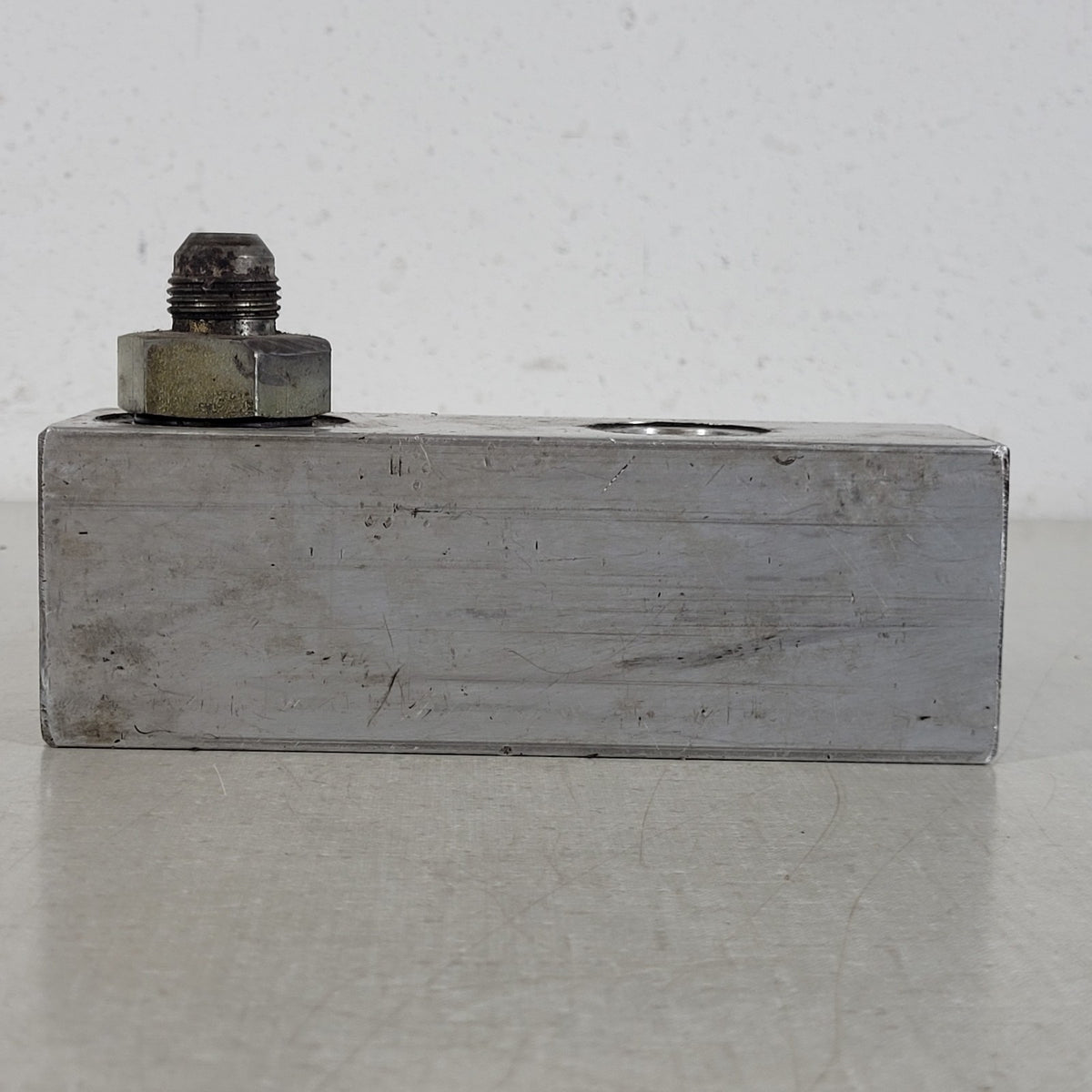 Industrial Hydraulic Oil Fluid Distribution Manifold Block w/ Fittings Hardware