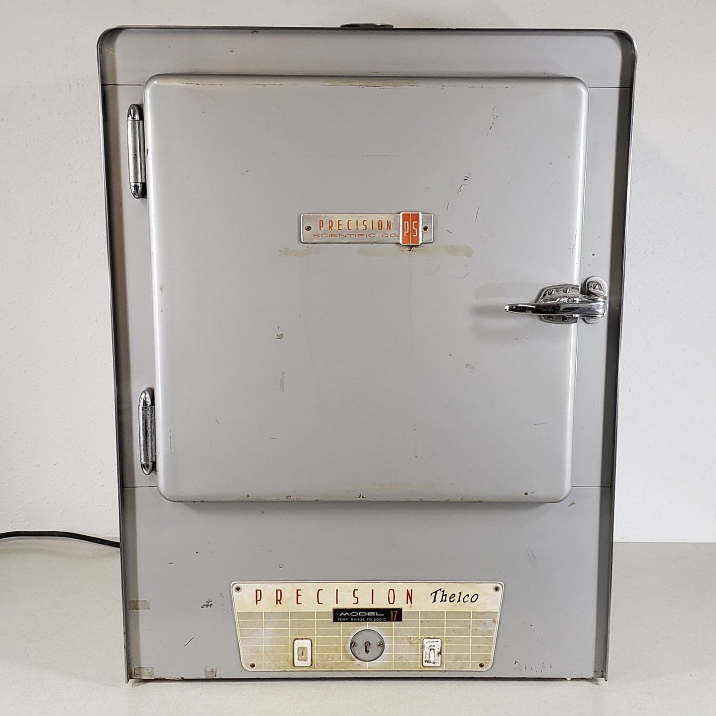 TESTED Precision Scientific Thelco Model 17 Incubator Oven Temp Range to 200°C