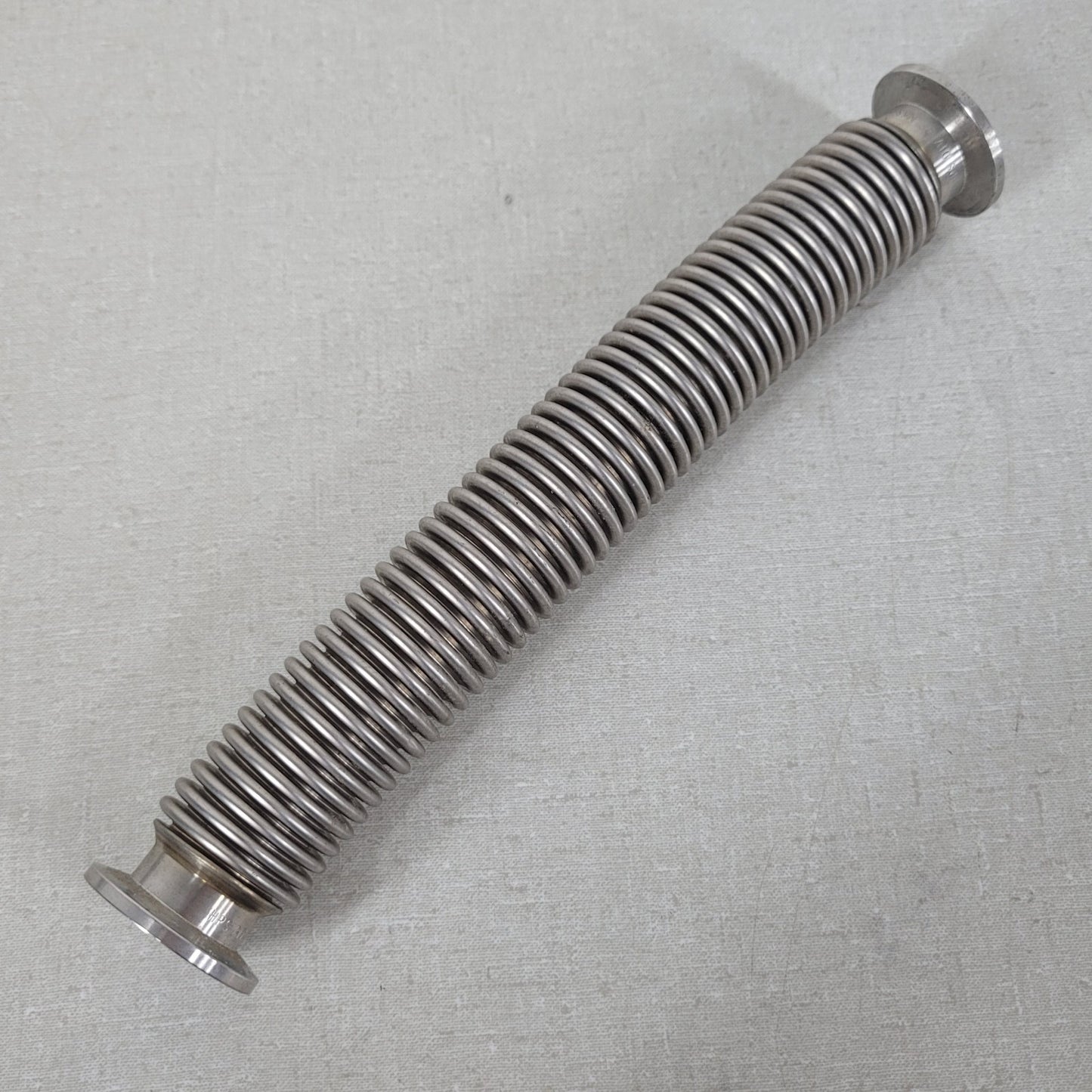 MKS HPS 9.5 Inch Flexible Stainless Steel Vacuum Bellows Hose KF25 NW25 QF25
