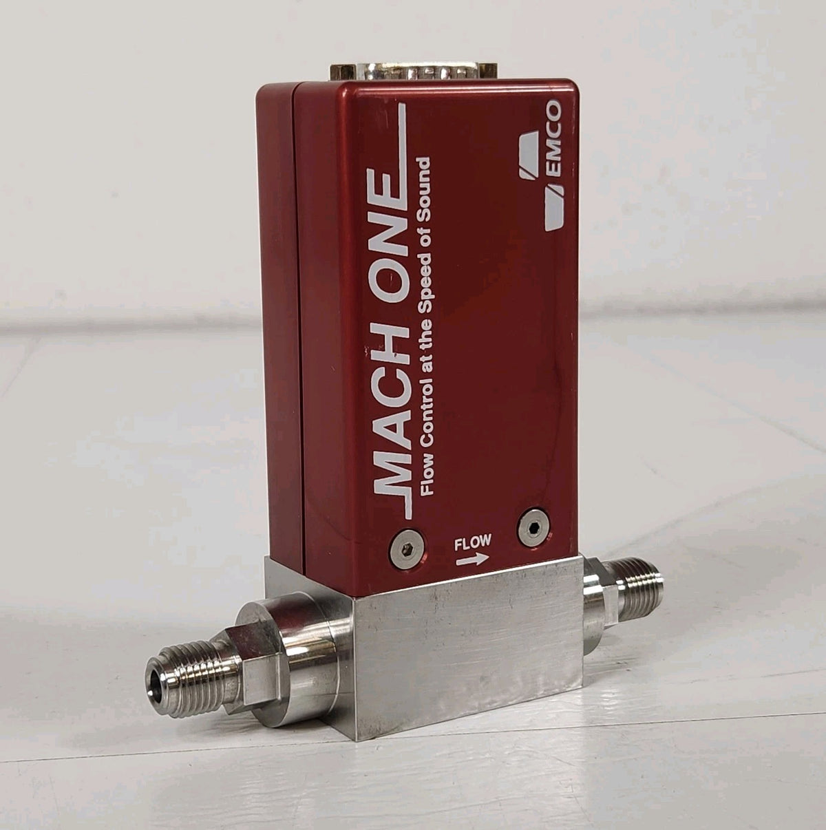 AE EMCO M1-10-10-01-01-00 Mach One 100 SCCM He Mass Flow Controller MFC
