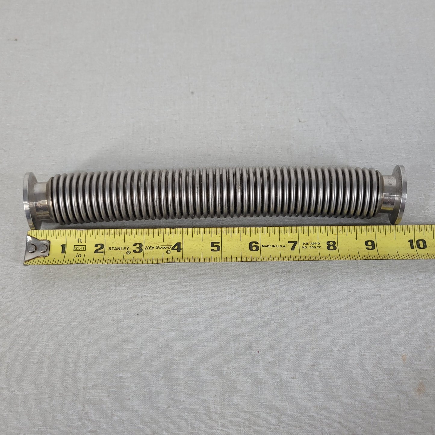 MKS HPS 9.5 Inch Flexible Stainless Steel Vacuum Bellows Hose KF25 NW25 QF25
