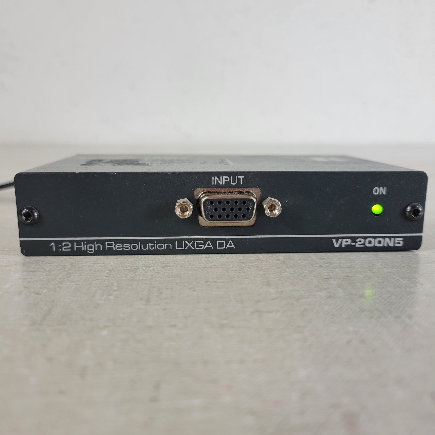 KRAMER VP-200N5 1:2 High Resolution UXGA DA, 15 Pin In: Two Out, No Power Supply