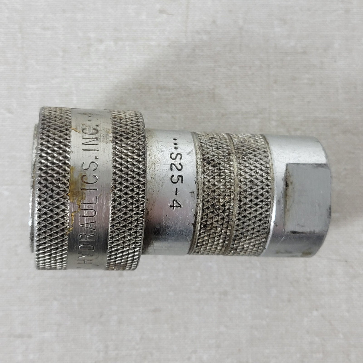 Safeway S25-4 S20 1/2" NPTF Female Hydraulic Quick Coupler 3000 PSI