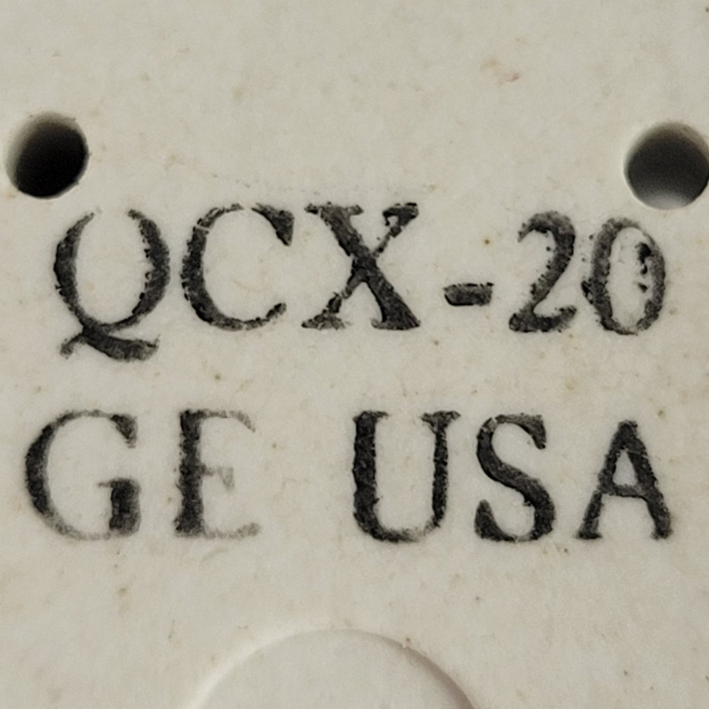 GE QCX-20 Tungsten Halogen Lamp & Holder Perkin Elmer Lambda 3B UV-Vis