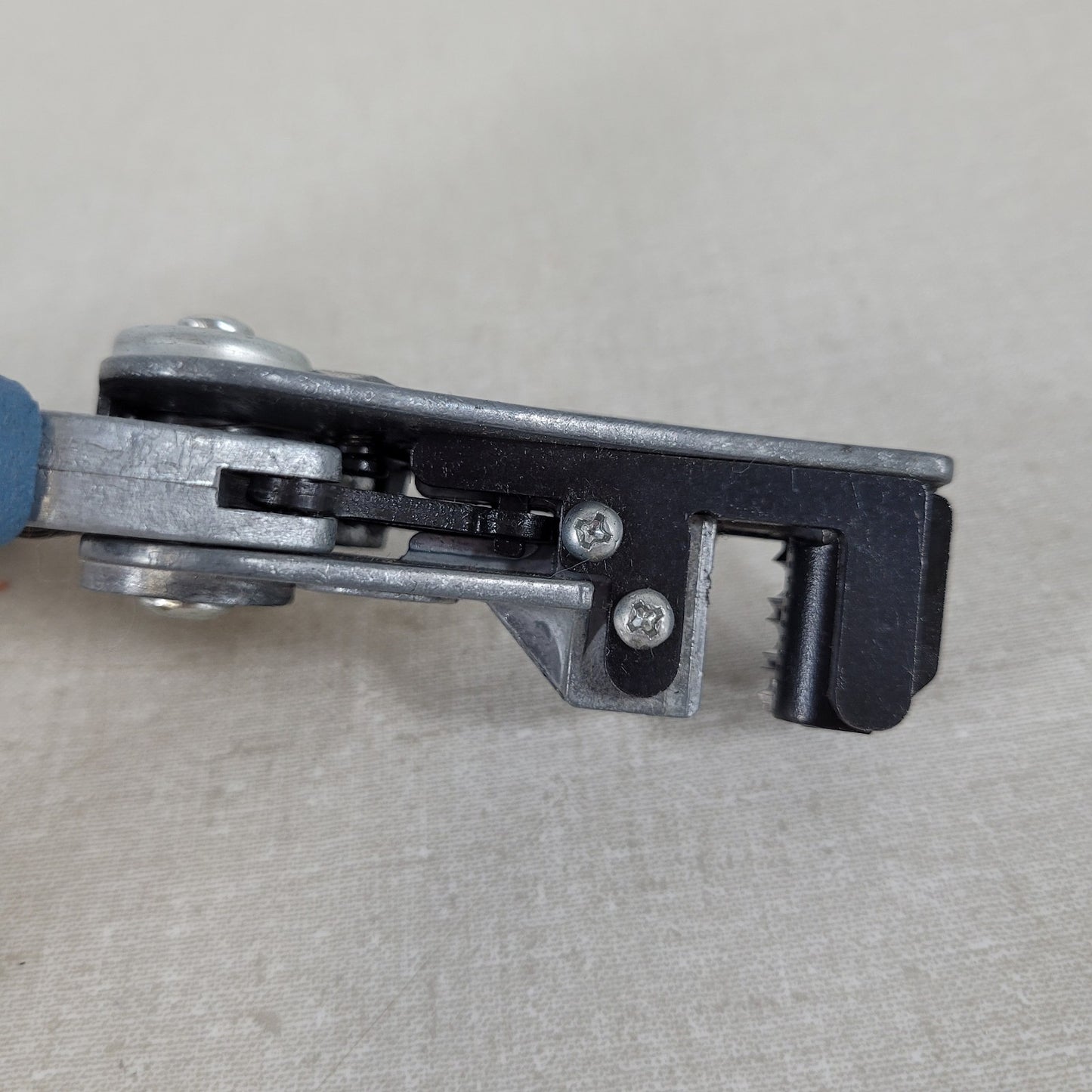Ideal Industries Stripmaster L-4422 Wire Stripper 14-20 AWG Jaws Hand Tool