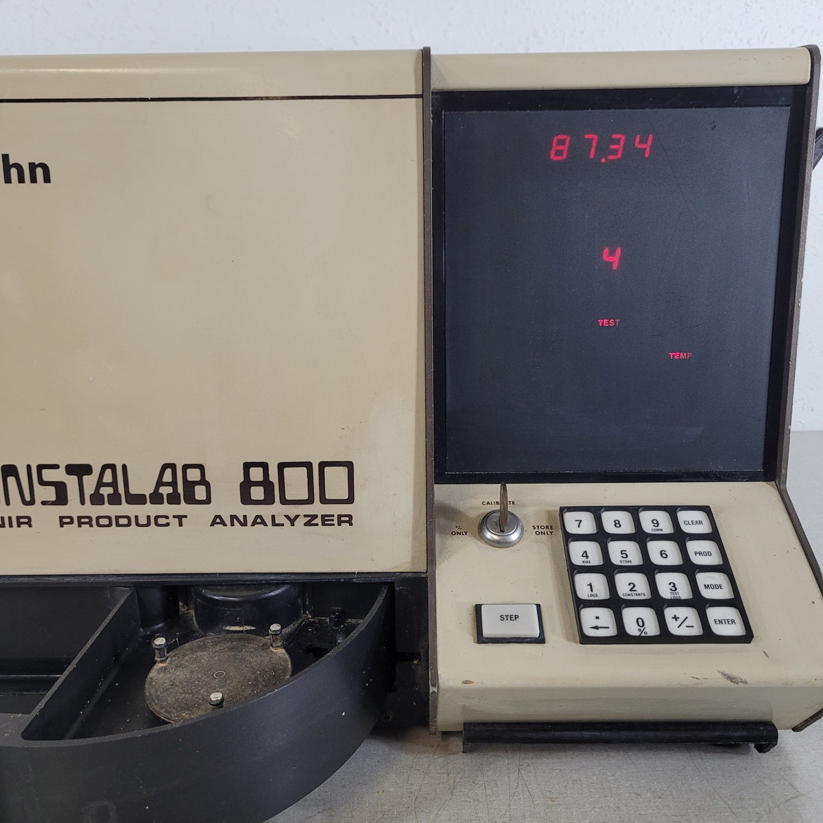 Dickey-john InstaLab 800 NIR Grain Protein Oil Moisture Analyzer Powers Up