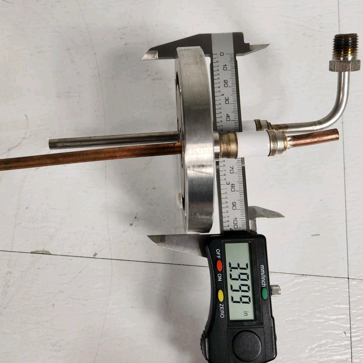 032008200 Ion Mill 4" Flange Gas & Copper Electrical Vacuum Feedthrough