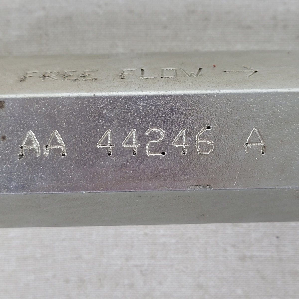 Sauer Danfoss AA44246A John Deere AA44246 Hydraulic Check Valve Free Flow