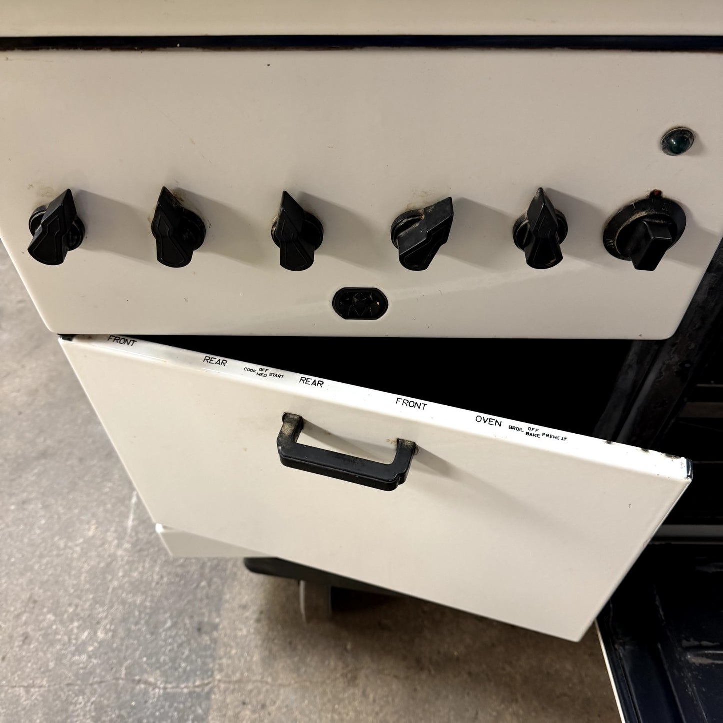 TESTED Vintage GE G19E 36" 4-Burner Electric Range Stove Oven w/ Pans + Elements