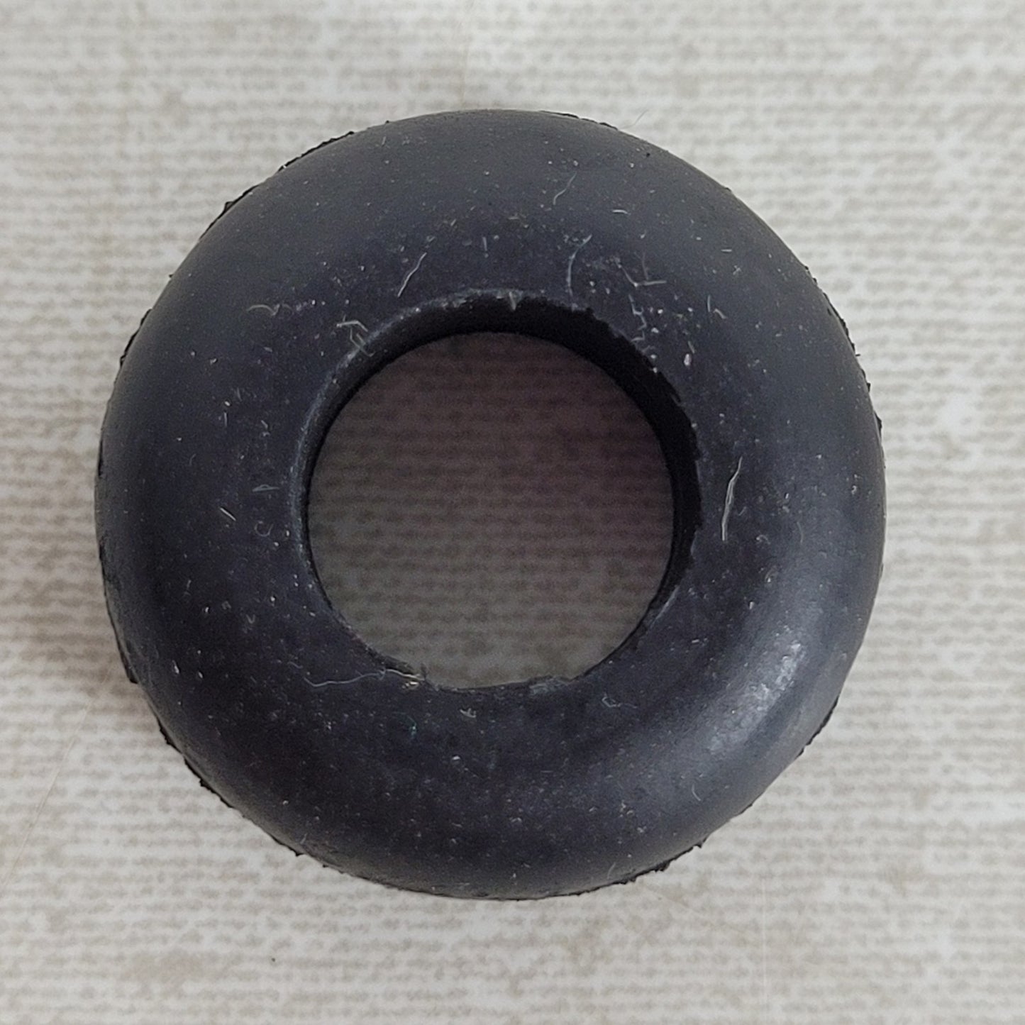 30 Pack Black Applied Rubber Grommets 1/16in Thick 3/4in ID 1-1/8in OD 116740409