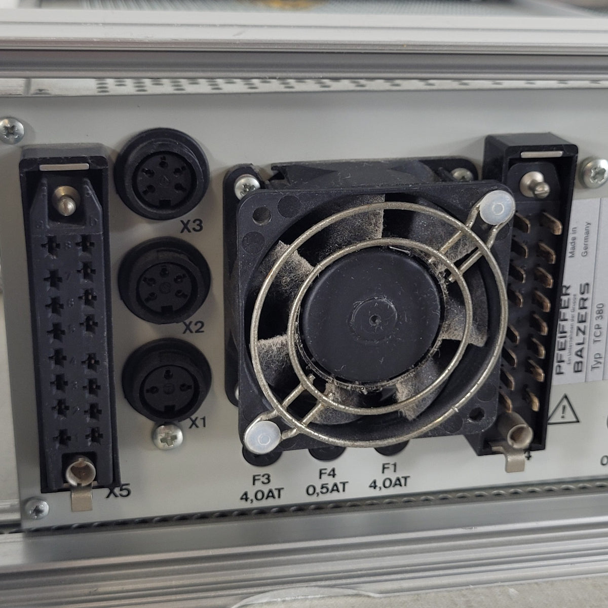 Pfeiffer Balzers TCP 380 TCP 121 Turbo Pump Controllers Dual Rack Power Supply