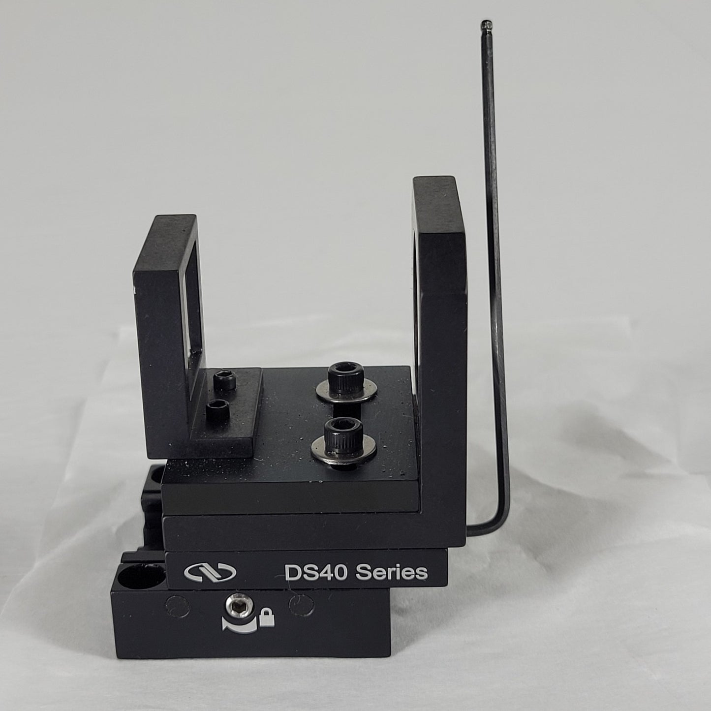 NEWPORT DS40 Series Single X-Axis Precise Translation, 16.25mm Travel & Lenses