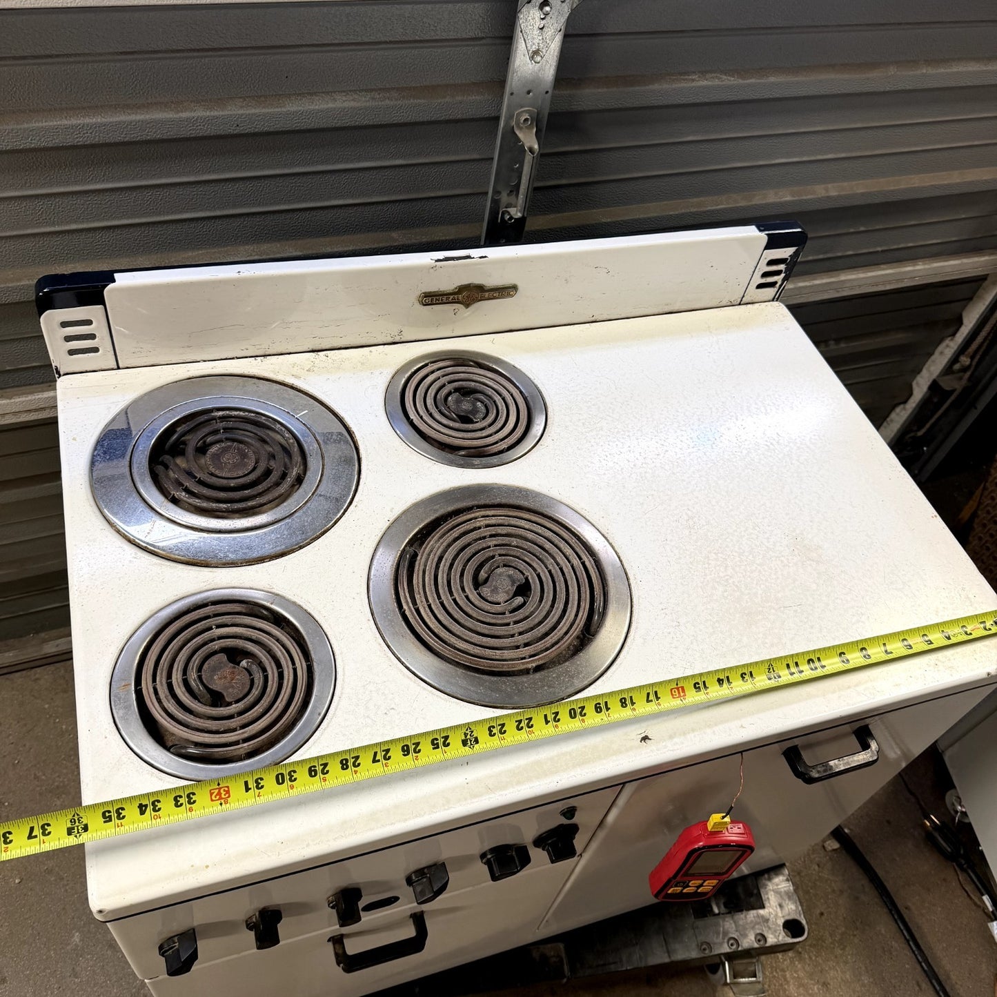 TESTED Vintage GE G19E 36" 4-Burner Electric Range Stove Oven w/ Pans + Elements