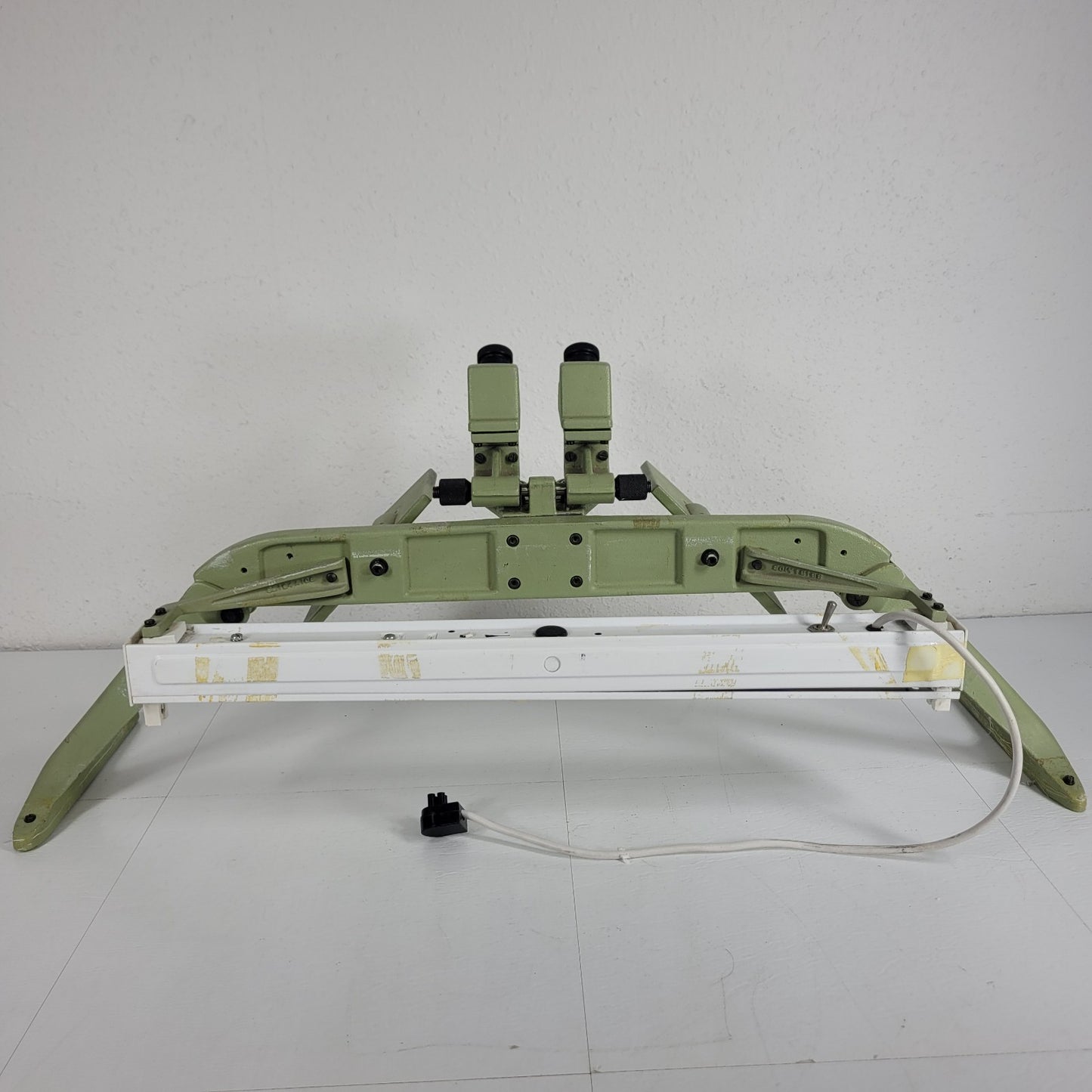 Cartographic Engineering 4X Scanning Mirror Stereoscope Aerial Viewer w/ Case