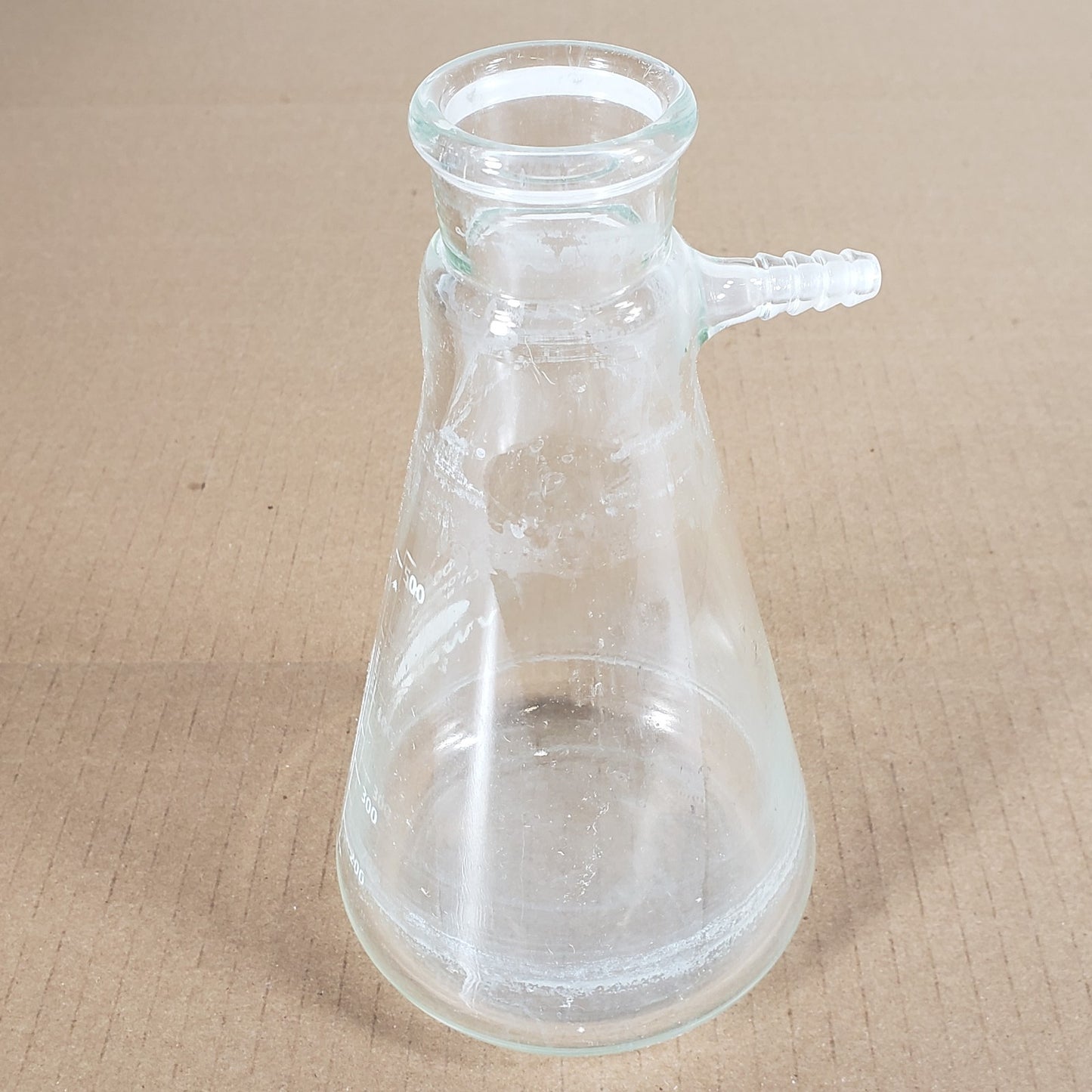Lot of 4 VWR/Kimax 89000-384/27060-250 500/250mL Heavy Walled Filter Flasks
