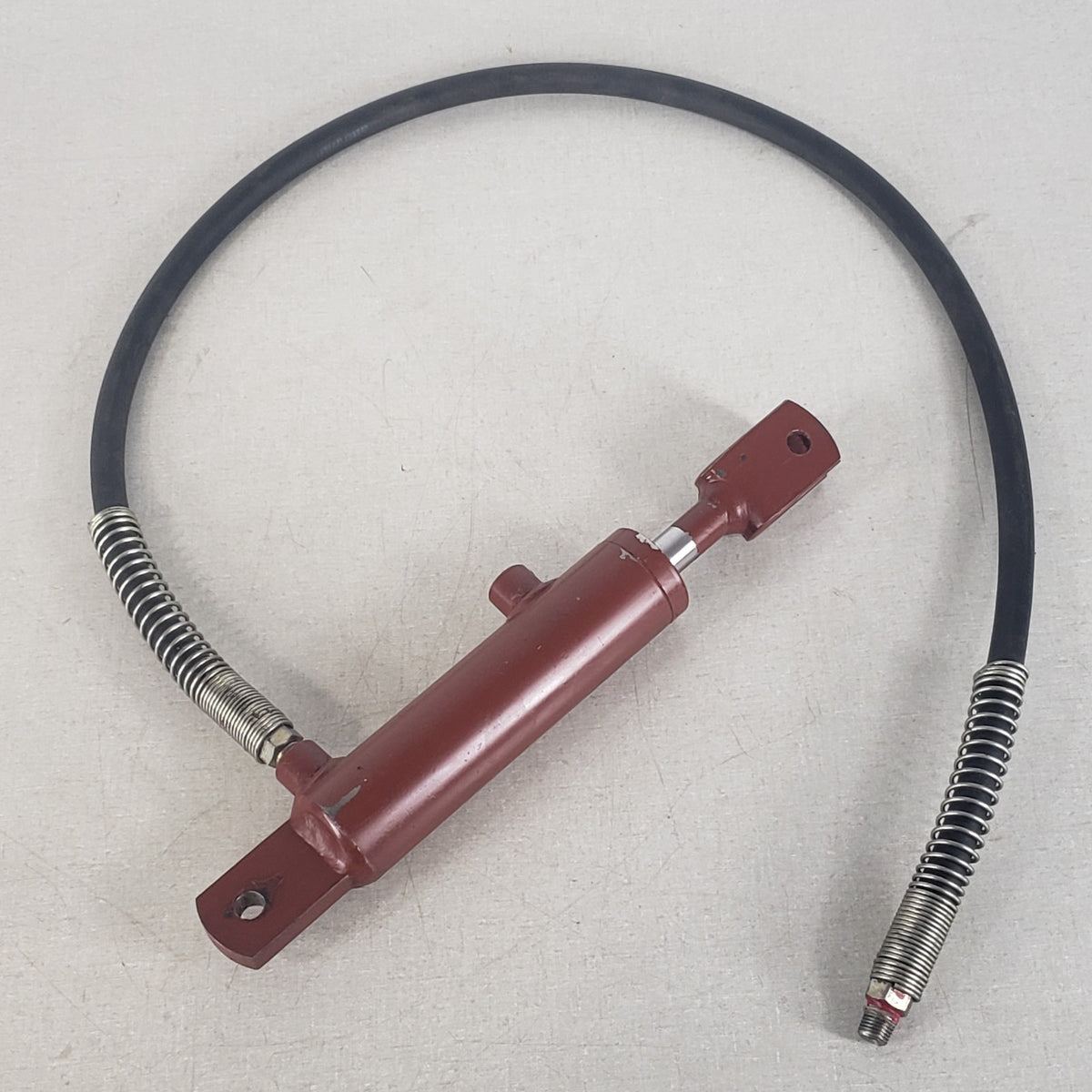 Hydraulic Cylinder Ram w/ 10,000 PSI Hose Clevis Mounts Red Untested