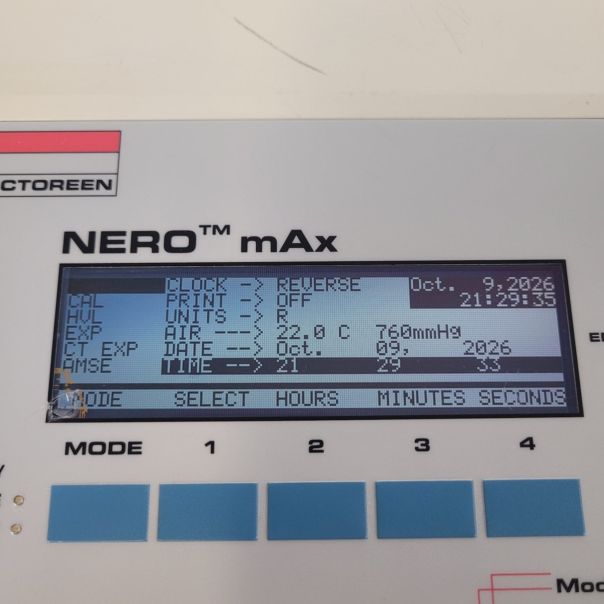 Victoreen NERO mAx 8000 Non-Invasive X Analyzer Ray kVp Exposure Meter