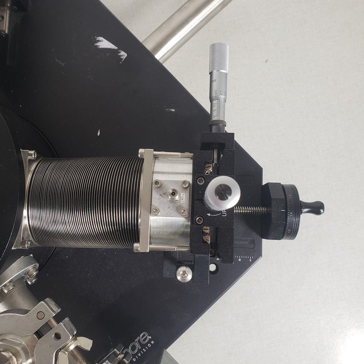 TESTED Lake Shore TTP4 Table Top 3-axis Cryogenic Probe Station 4.2-475K 0-67GHz