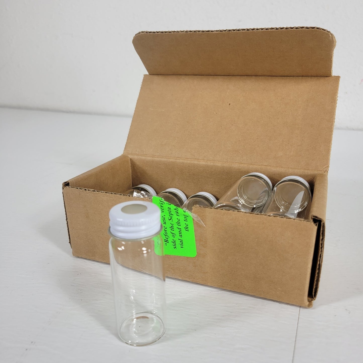 Lot of 8 AMETEK Brookfield Computrac Vapor Pro Sample Bottles Caps Septa