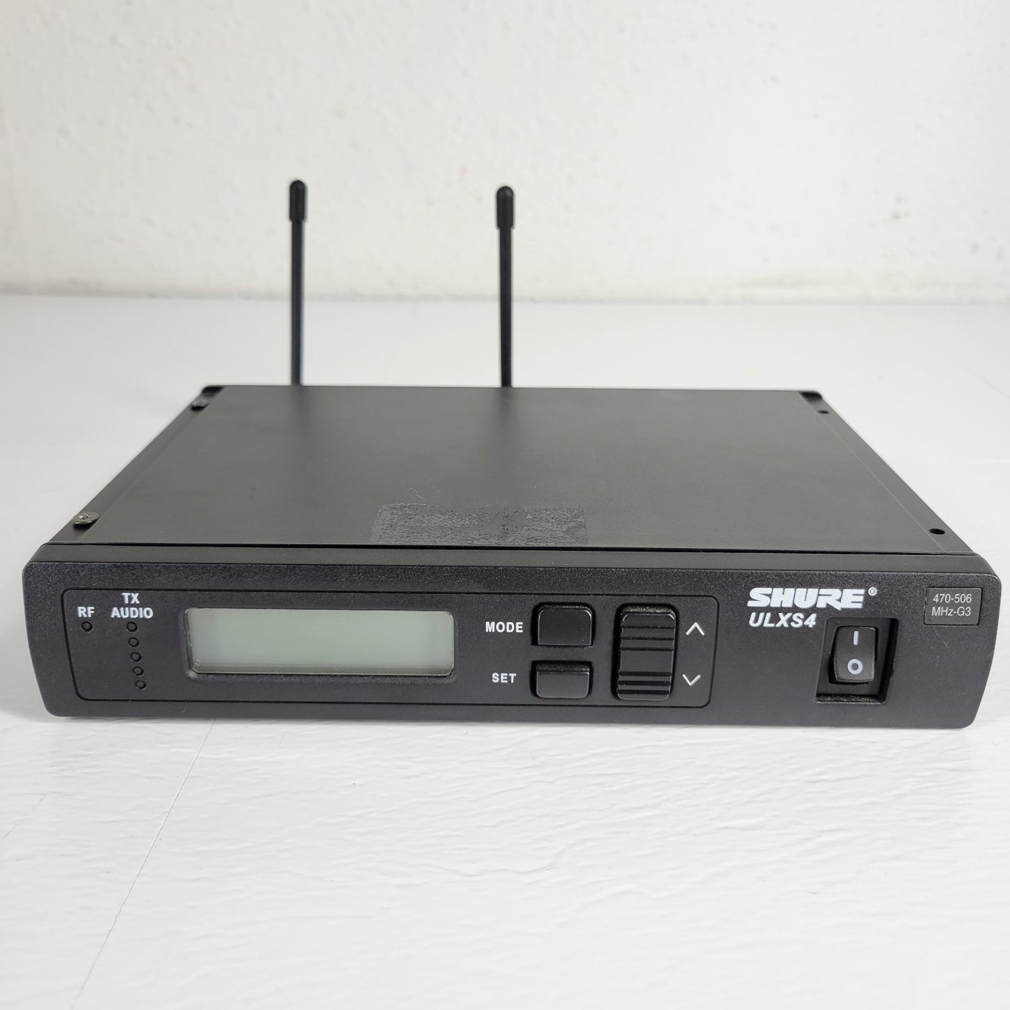 SHURE Wireless Controller ULXS4 G3 470-506MHz, Both Antennae, No Power Supply
