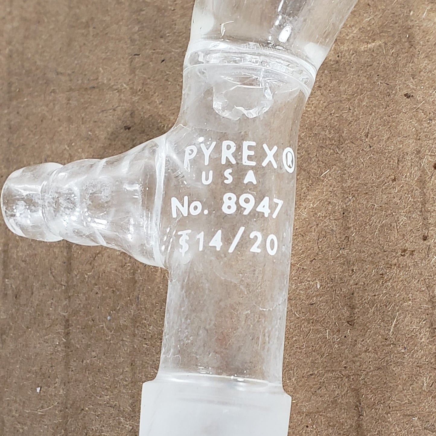 Pyrex No. 8947 105° Bent Vacuum Take Off Adapter 14/20 Inner/Outer Joints