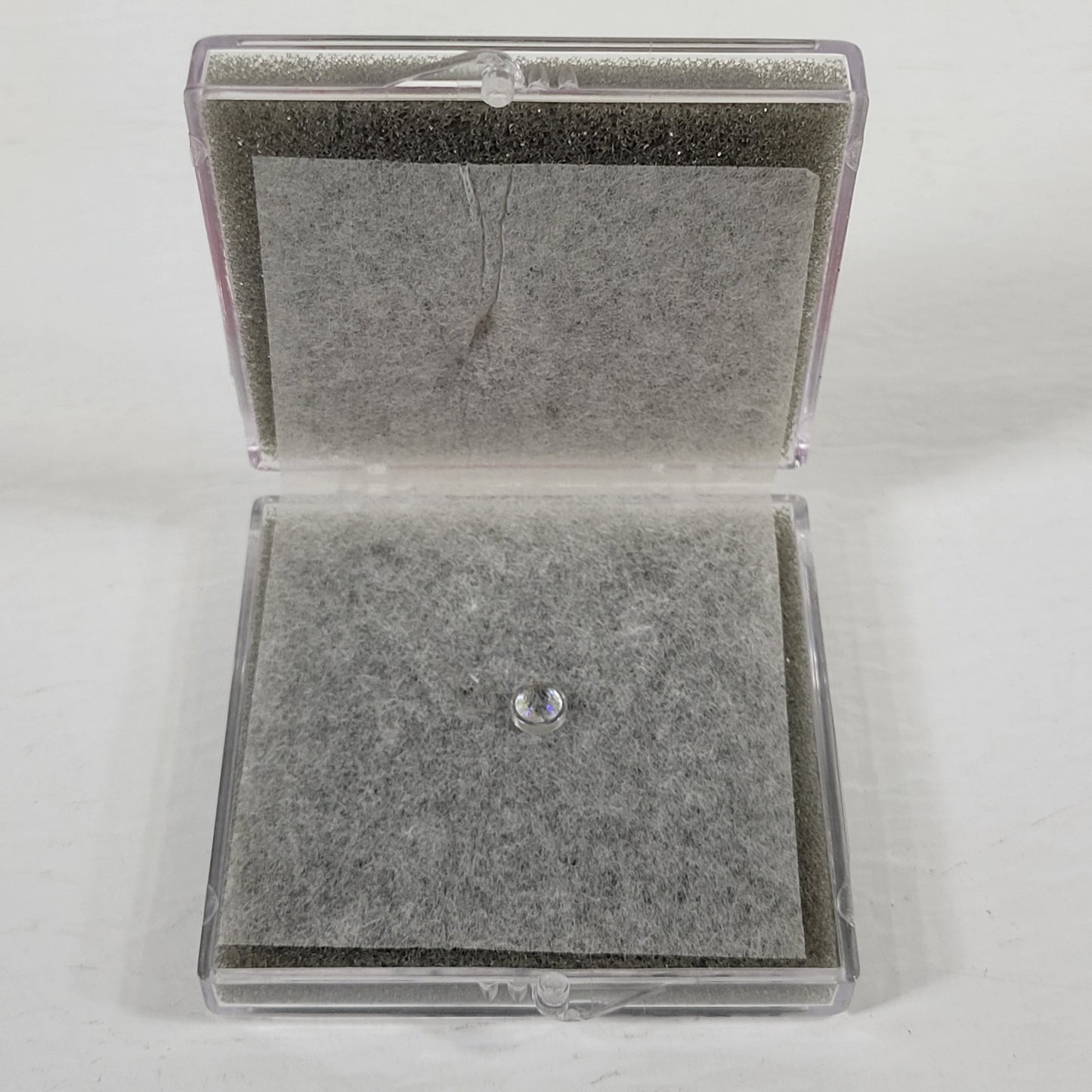 THORLABS 350230-B F=4.5mm, 0.55NA, 6.33mm Diameter, 600-1050nm Bandpass Filter