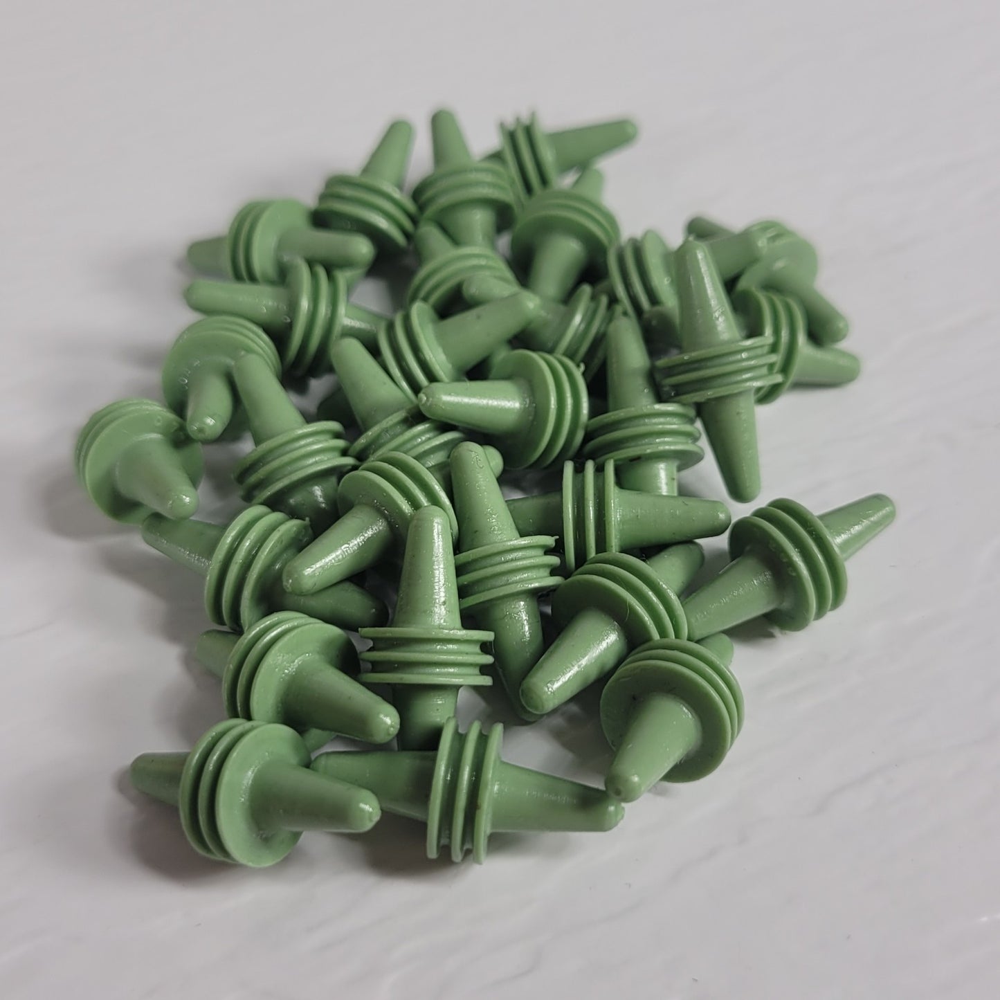 30 Units Aptiv Delphi 12059255 Green Metri-Pack 630 Sealed Cavity Plugs