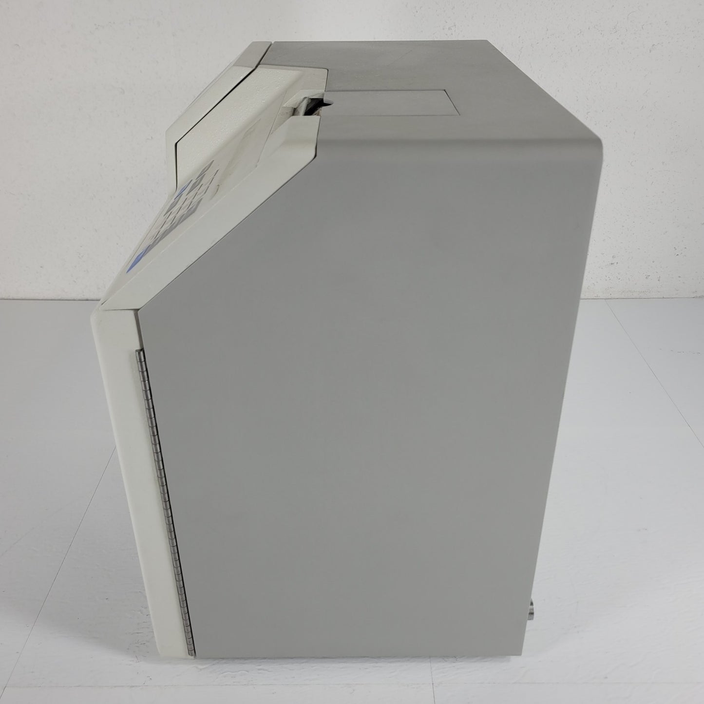 YSI 2300 STAT Glucose L-Lactate Analyzer Lab Biochemistry Analyzer Milk