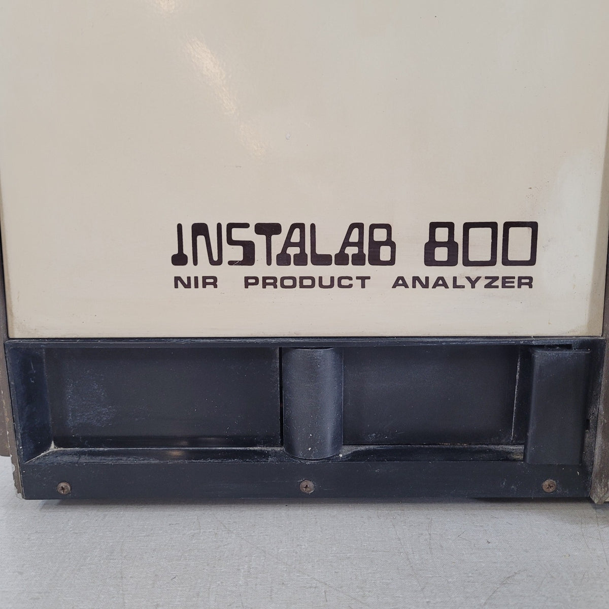 Dickey-john InstaLab 800 NIR Grain Protein Oil Moisture Analyzer Powers Up