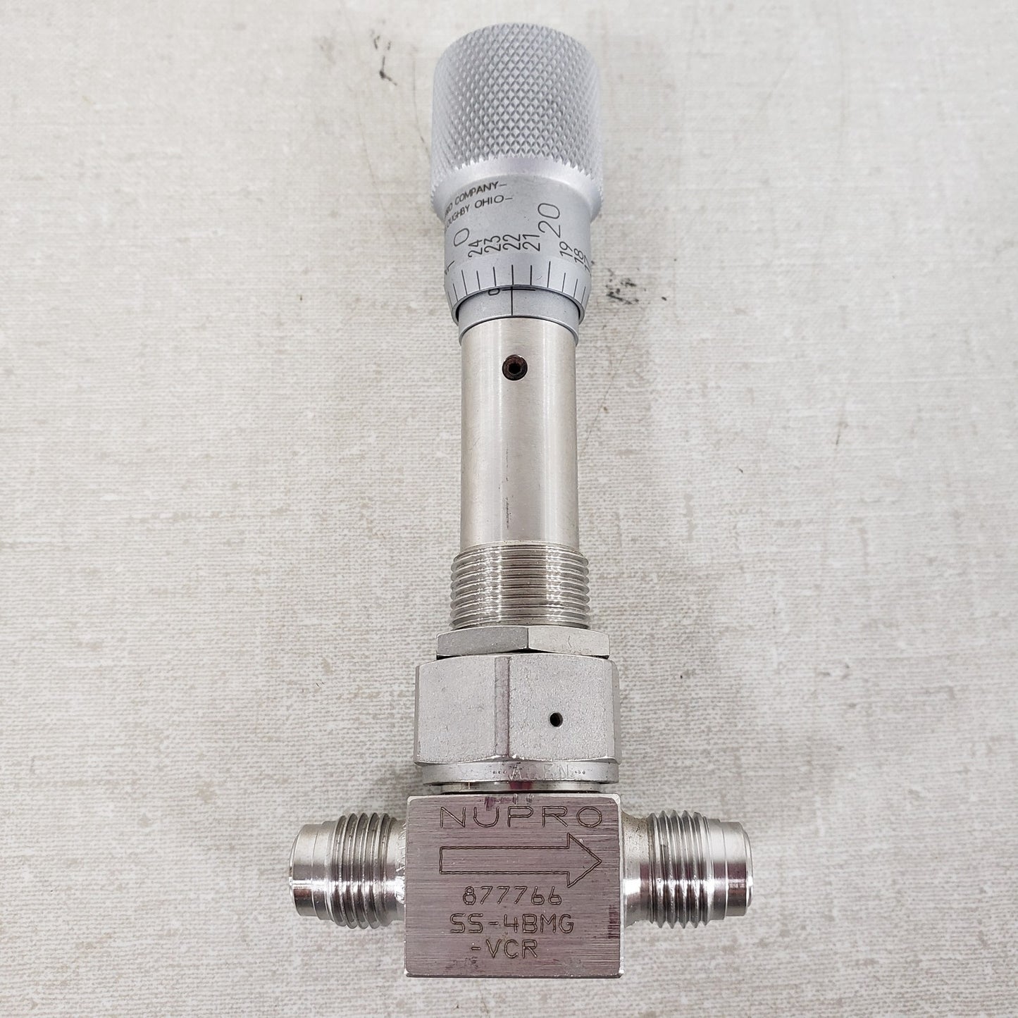 Swagelok NUPRO SS-4BMG-VCR Metering Bellows Valve 1/4in Male VCR