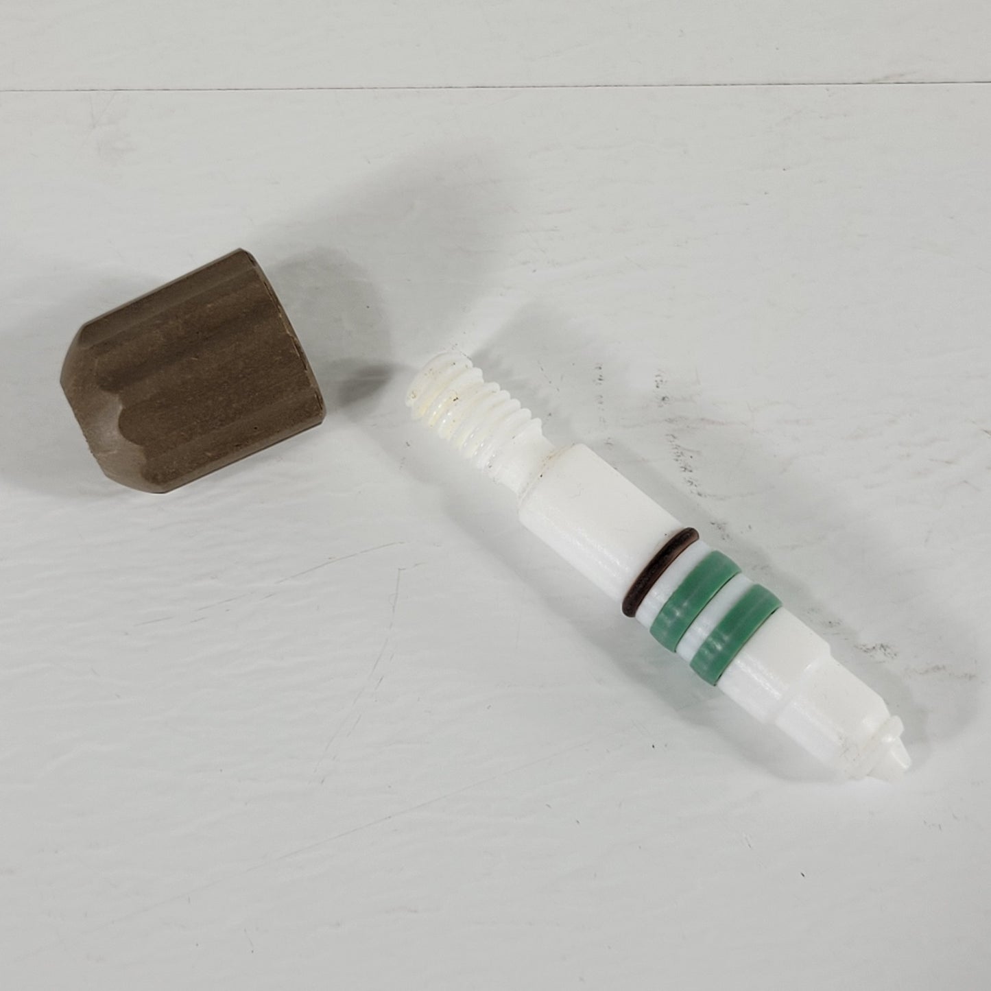 CHEMGLASS PTFE 0-12mm High Vacuum Valve Plugs for Vac. Systems, Different Plug