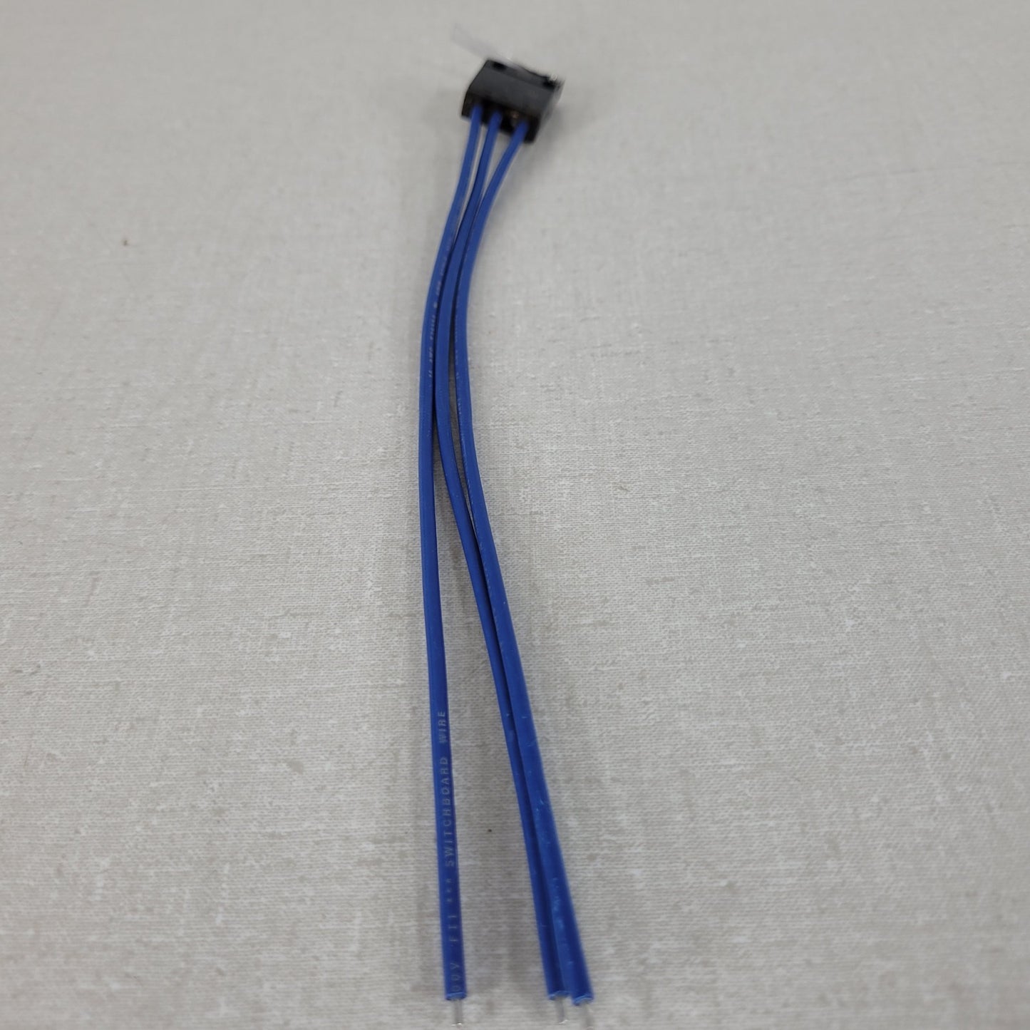 ZF Electronics 0E72-40KT Sealed SPDT Roller Lever Limit Switch 10.1A 250VAC