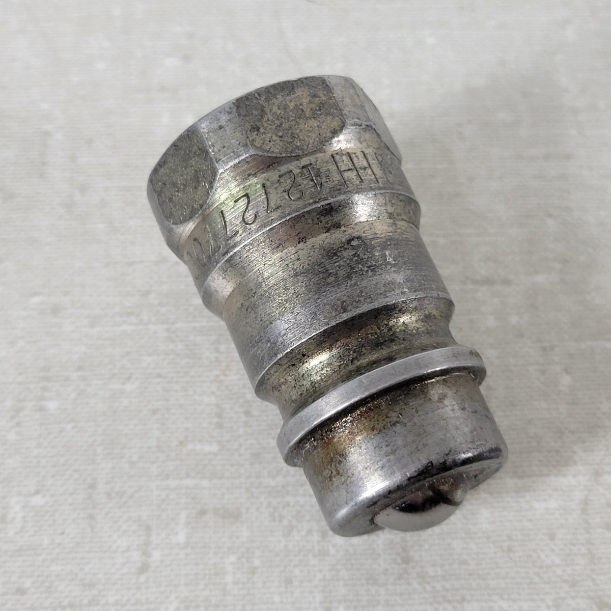 CASE 1272770C2 1/2" NPTF Male Hydraulic Quick Coupler Tip ISO 5675