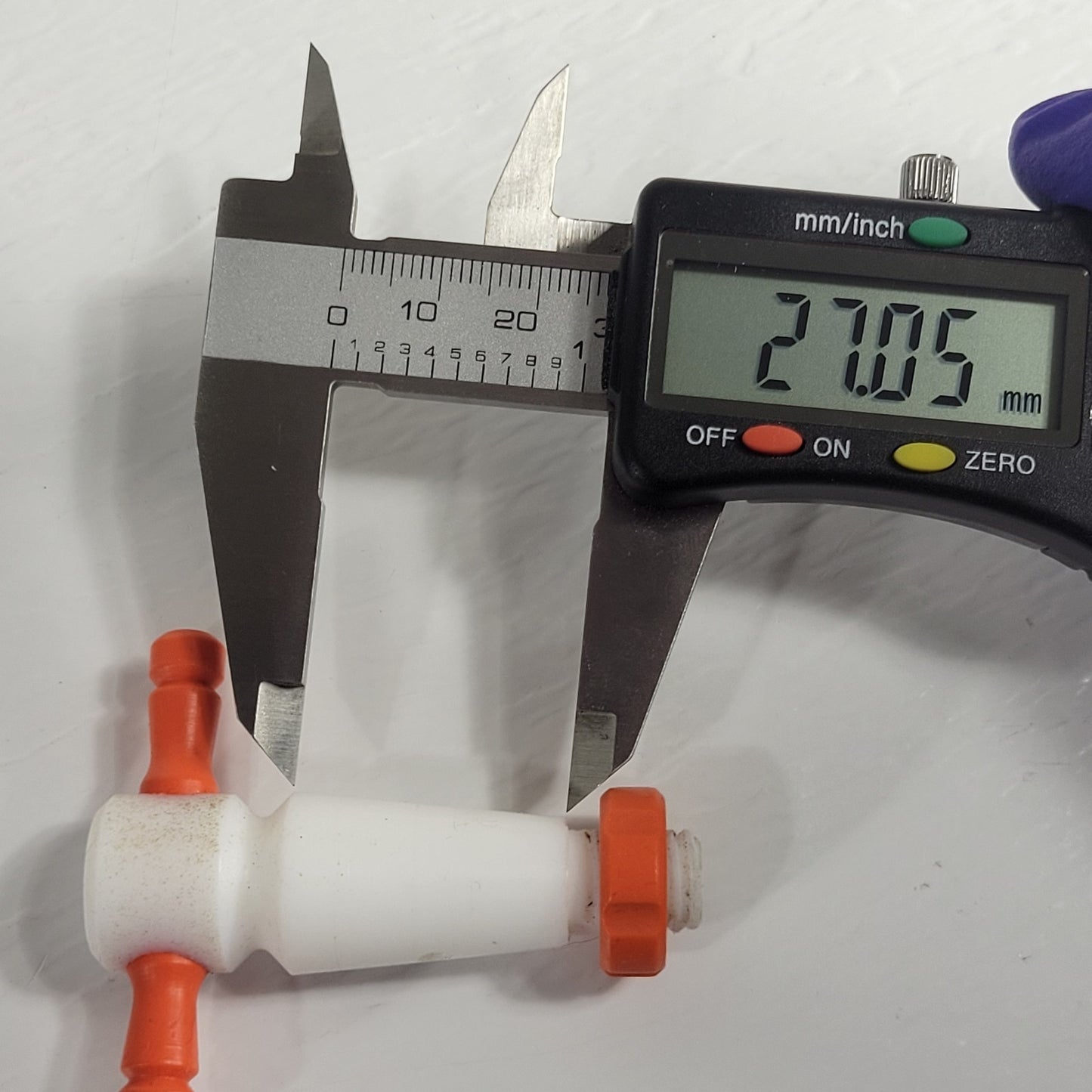 Three PTFE 17/27mm 3.5mm Bore Tapered Stopcocks for Glassware in Labs, Orange