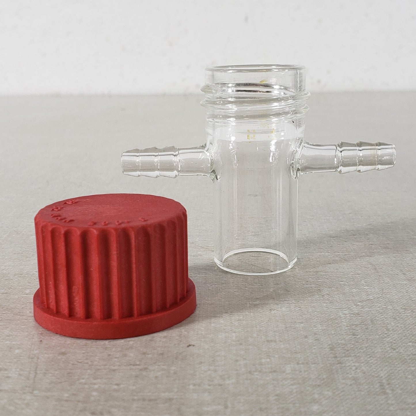 Glass Vacuum Adapter GL32 Top Thread 1" OD Bottom Tube 180° 3/8" Inlet Hose Tube