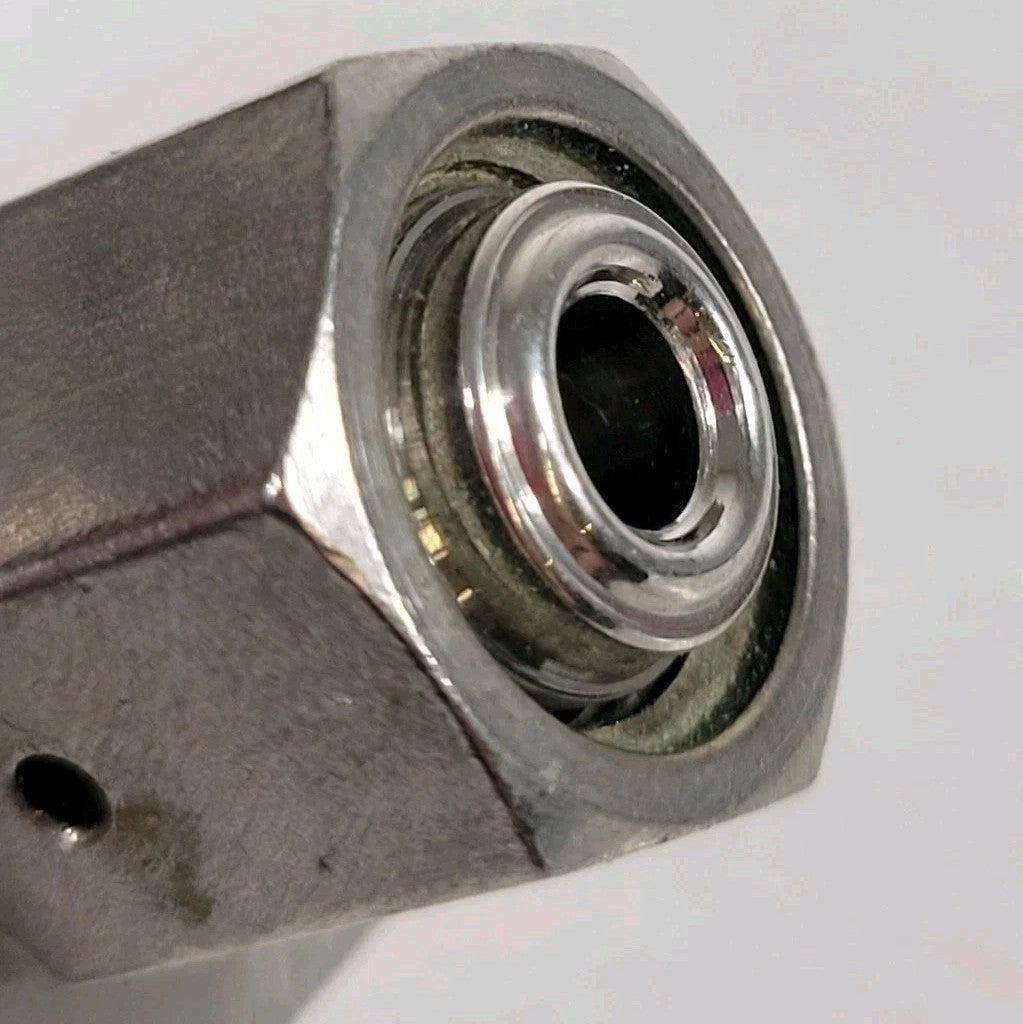 Nupro Swagelok SS-4BKT-V51 1/4" Female VCR Bellows Sealed Toggle Valve 316SS