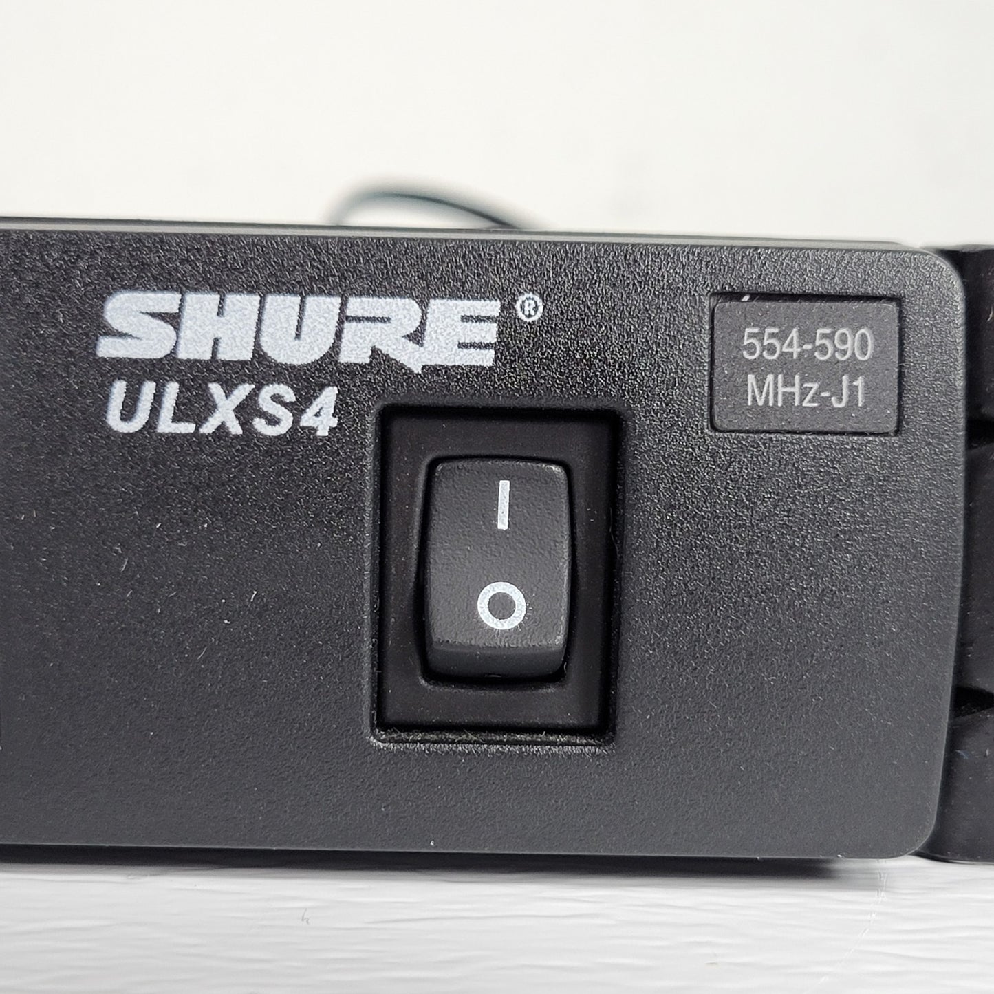 SHURE Wireless Controller ULXS4 J1 554-590MHz, Both Antennae and Power Supply