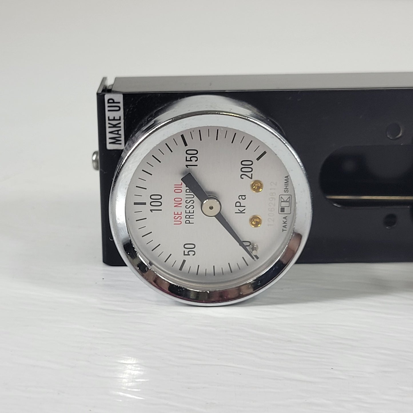 Shimadzu 221-75049-44 Make Up Gas Regulator & Pressure Gauge 221-18150-43 Assy