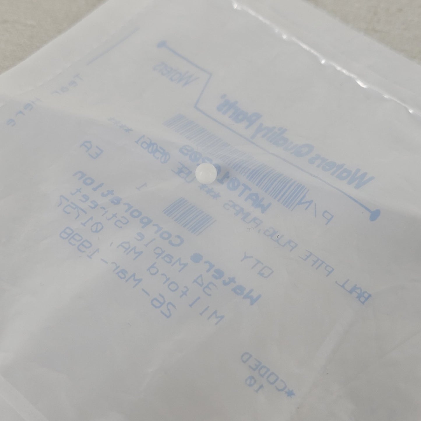 Waters WAT010209 PTFE Ball Seal Plug for 501 510 590 6000A HPLC Pumps