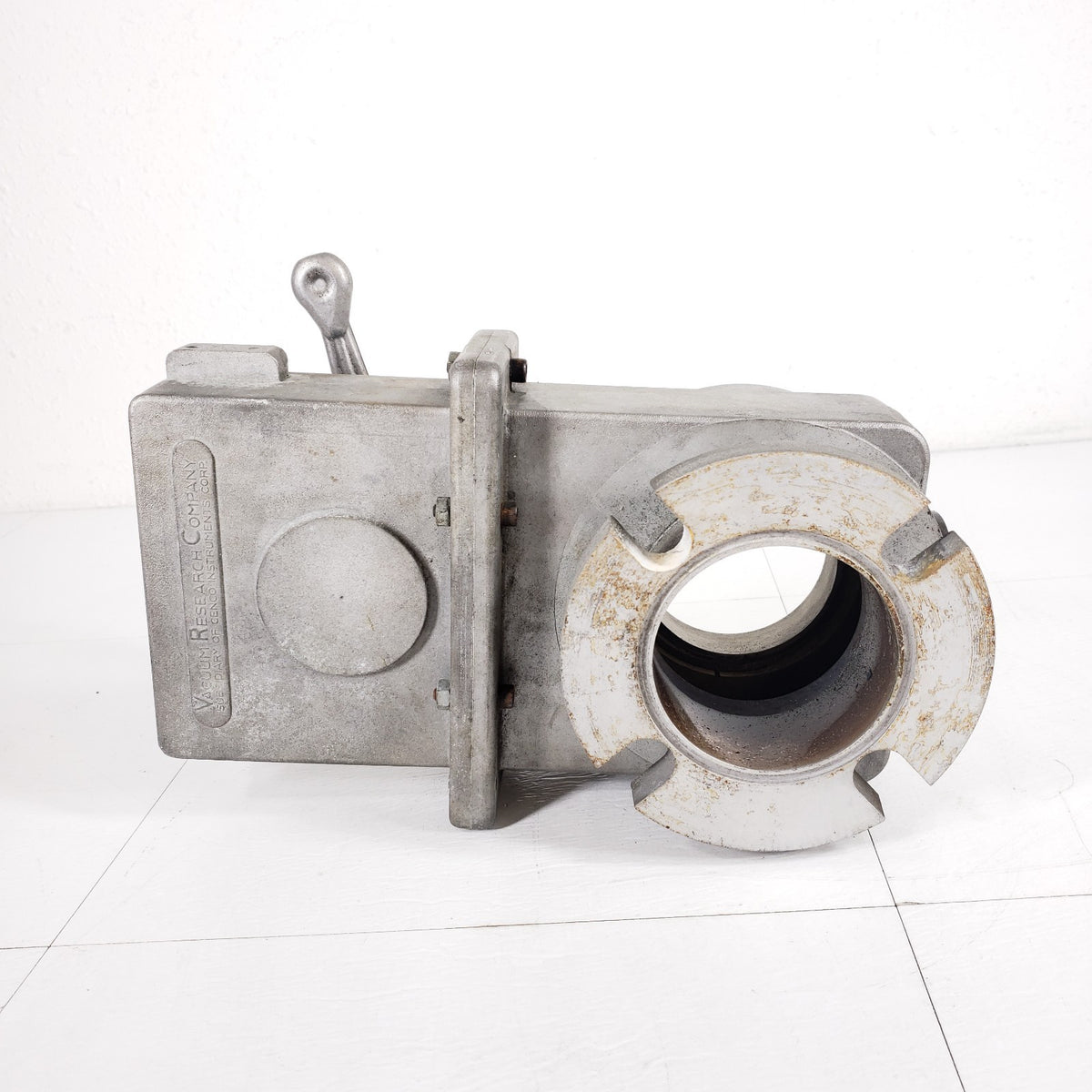 TESTED Vacuum Research Cenco 2" ASA Manual High Vacuum Gate Valve Neck Flange
