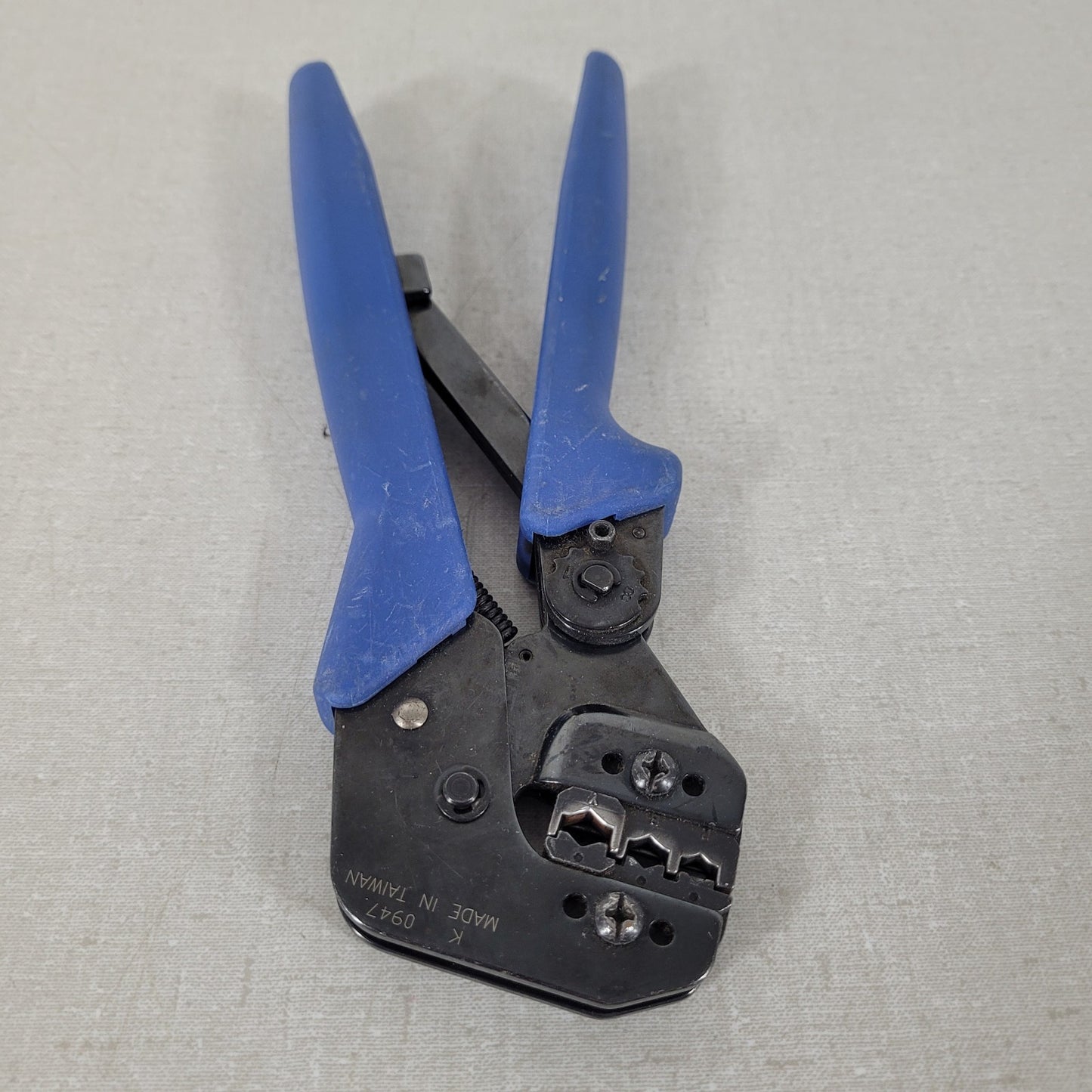 Tyco Electronics K0947 Pro-Crimper Ratcheting Crimp Tool .105 .128 .151 Hex Die