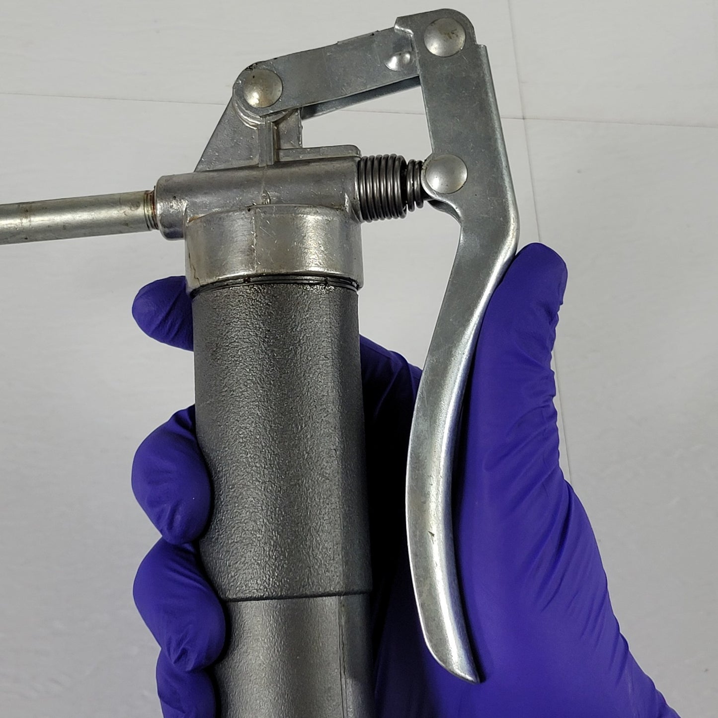 Industrial Lever Action Handheld Grease Gun, Good Condition, Unbranded