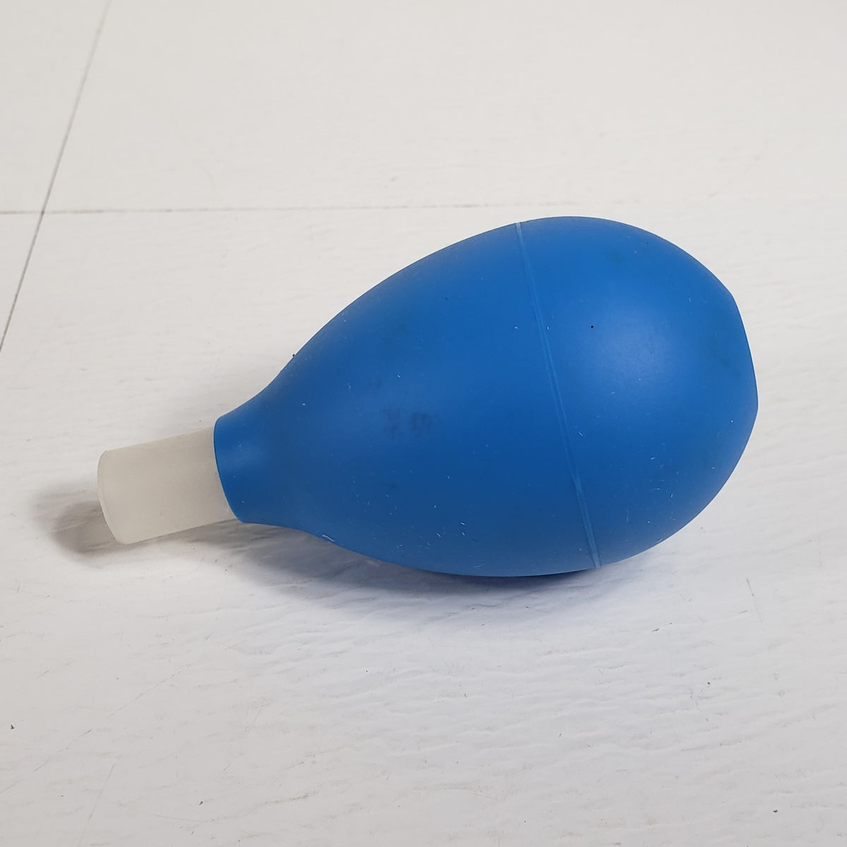 Lot of 2 Rubber Pipette Squeeze Bulbs 6mm 10mm ID Blue Black Laboratory