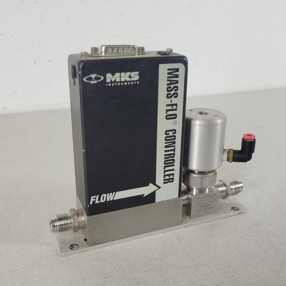 MKS 2179A22CR1BV 200 SCCM N2 Mass-Flo Controller MFC 1/4in VCR 15-Pin Mass Flow
