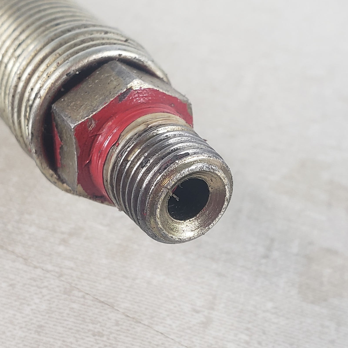 Hydraulic Cylinder Ram w/ 10,000 PSI Hose Clevis Mounts Red Untested